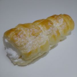 Kremrole s bílkovou náplní