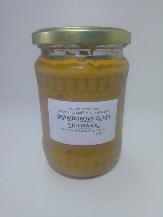 Bramborový guláš s klobásou