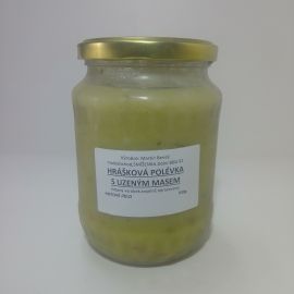 Hrášková polévka s uzeným masem