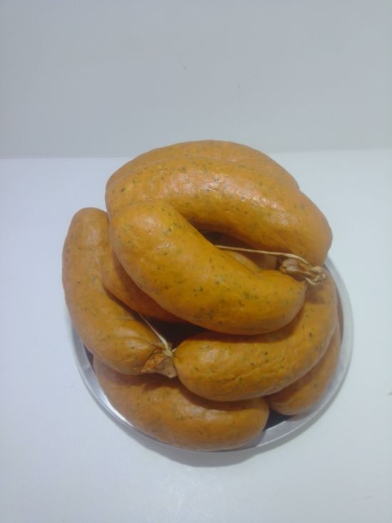 Buřty se sýrem a medvedim česnekem